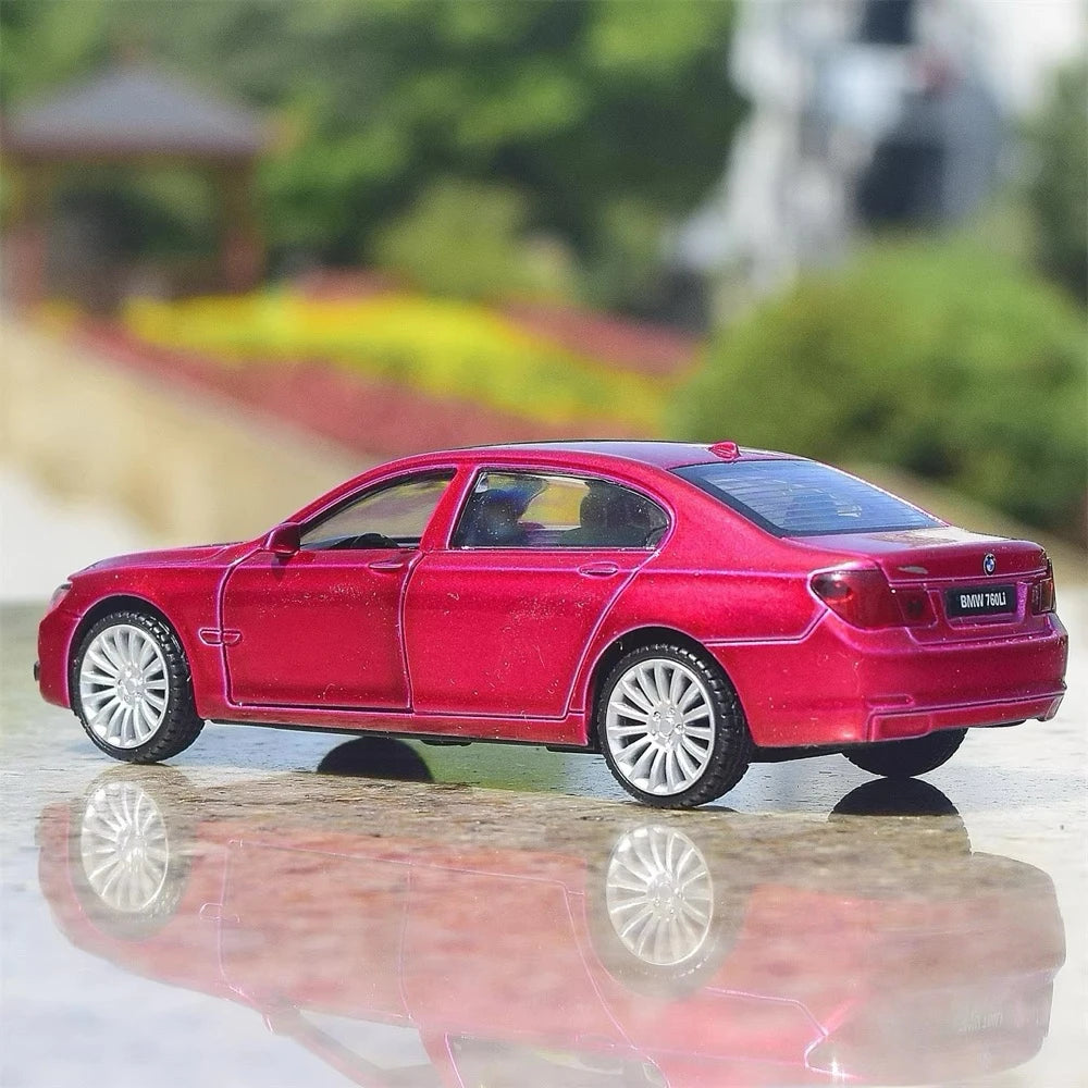 [TOY] 1:43 BMW 2013 F02 760Li Wine Model Car Die-Cast