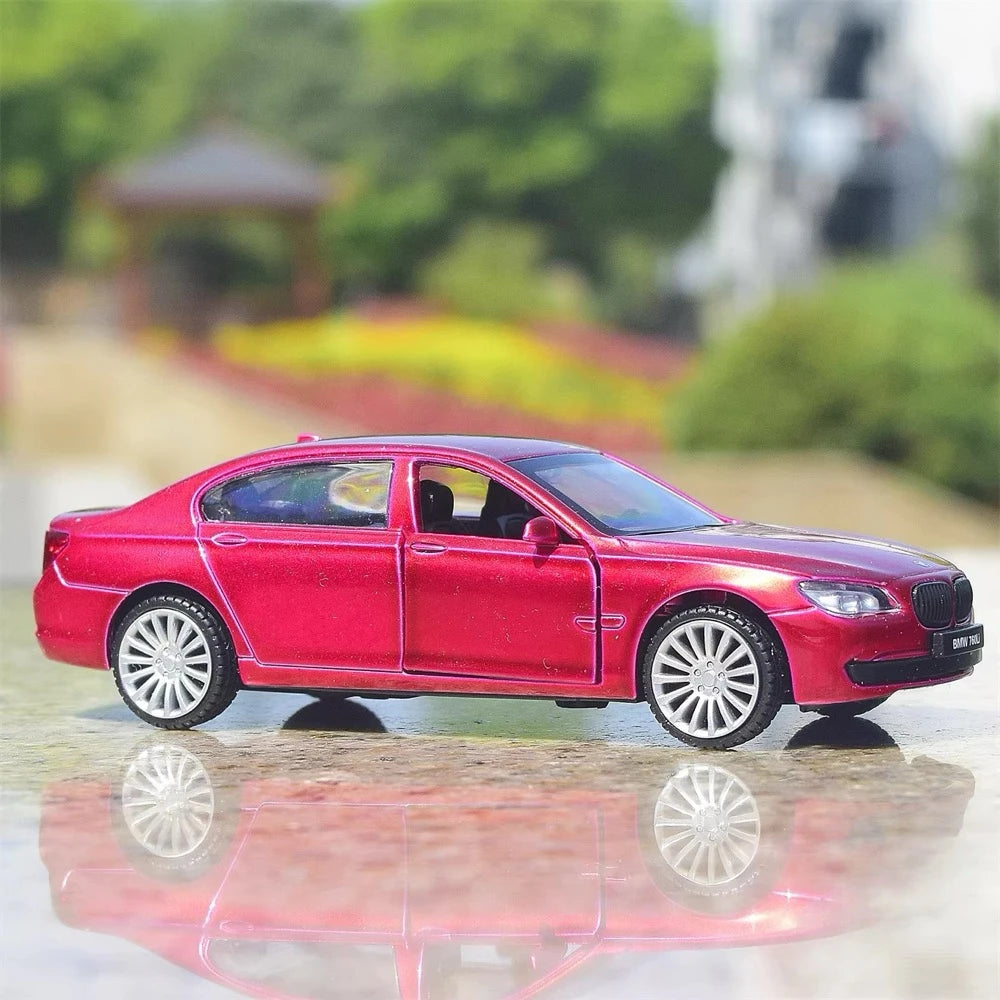 [TOY] 1:43 BMW 2013 F02 760Li Wine Model Car Die-Cast