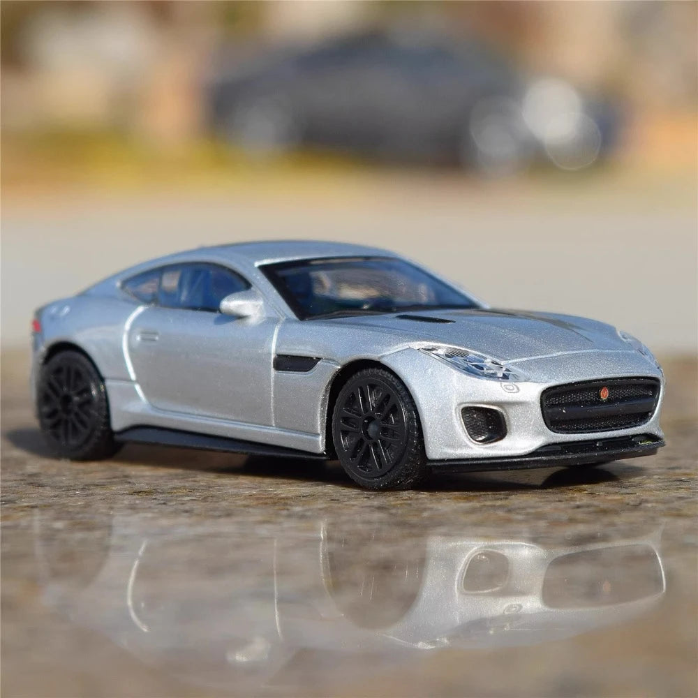 [TOY] 1:43 Jaguar 2017 F-Type R-Dynamic Silver Model Car Die-Cast