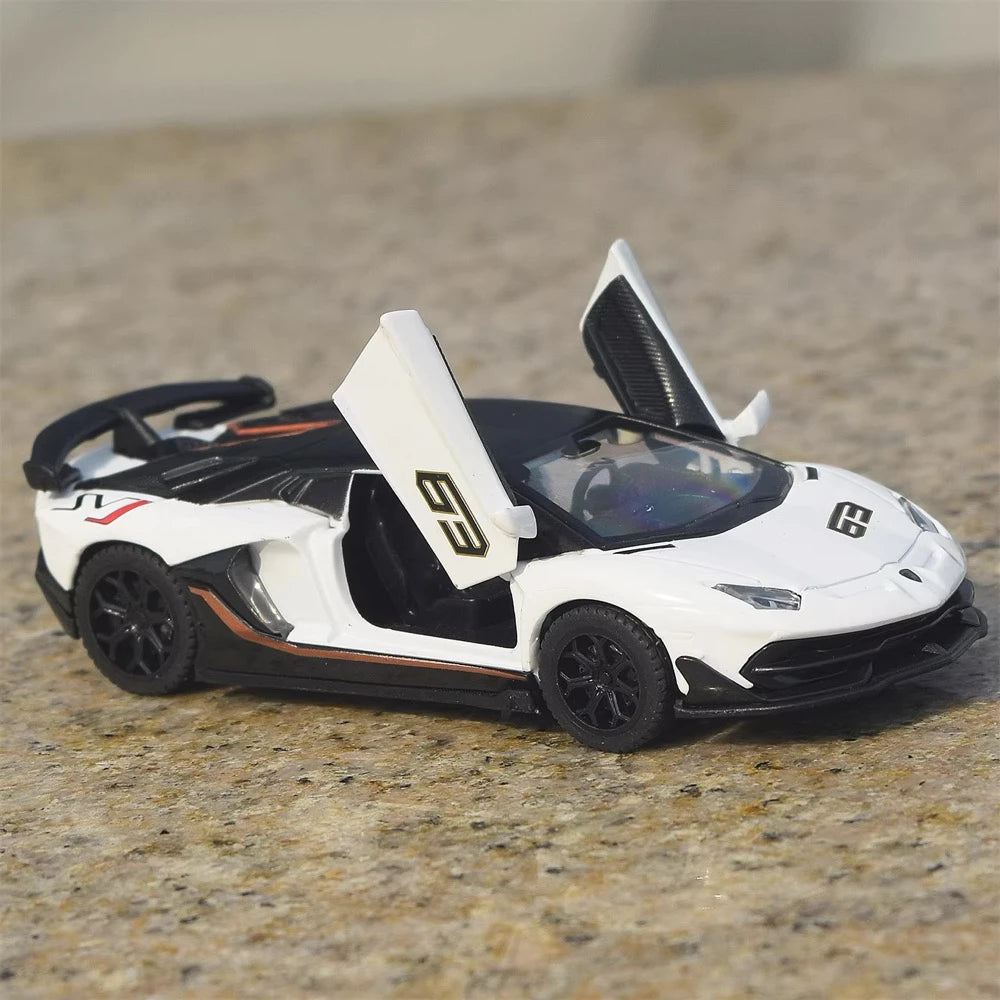 [TOY] 1:43 Lamborghini 2019 Aventador SVJ White Model Car Die-Cast