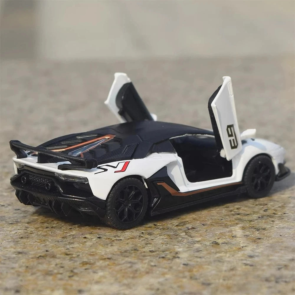 [TOY] 1:43 Lamborghini 2019 Aventador SVJ White Model Car Die-Cast