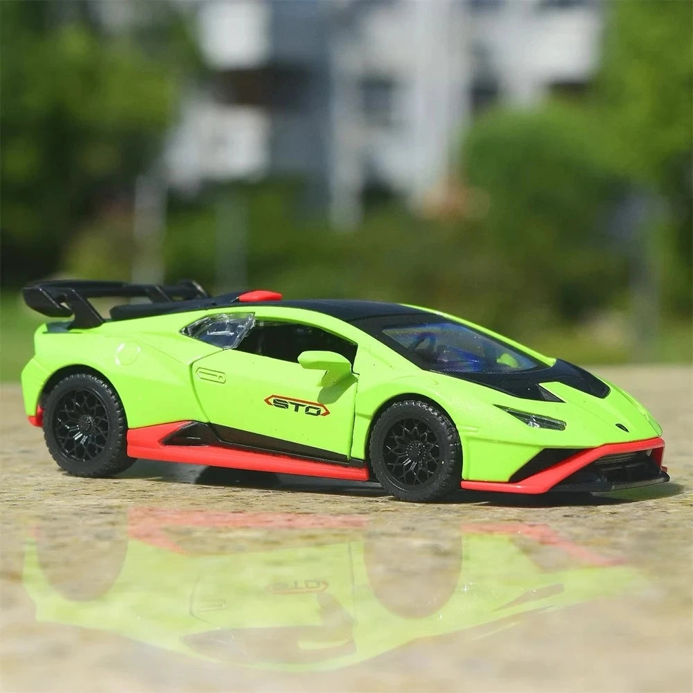 [TOY] 1:40 Lamborghini 2023 Huracan STO Green Model Car Die-Cast
