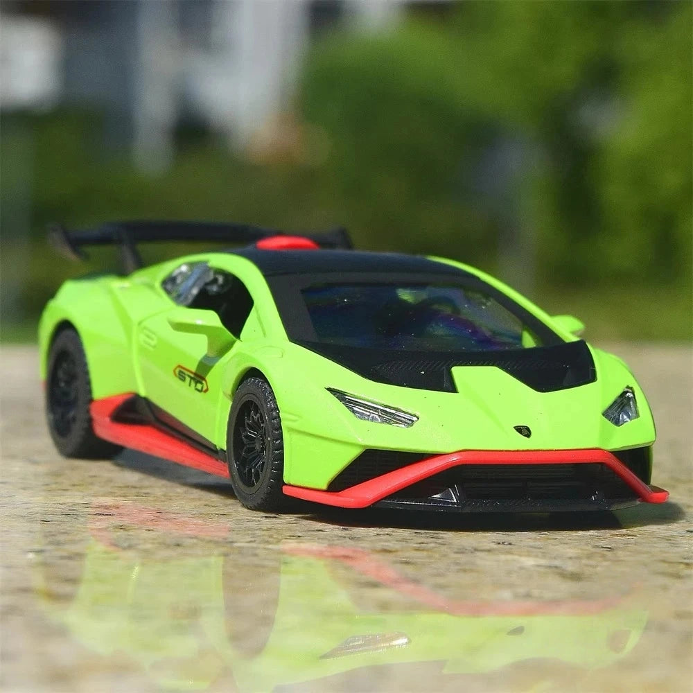 [TOY] 1:40 Lamborghini 2023 Huracan STO Green Model Car Die-Cast