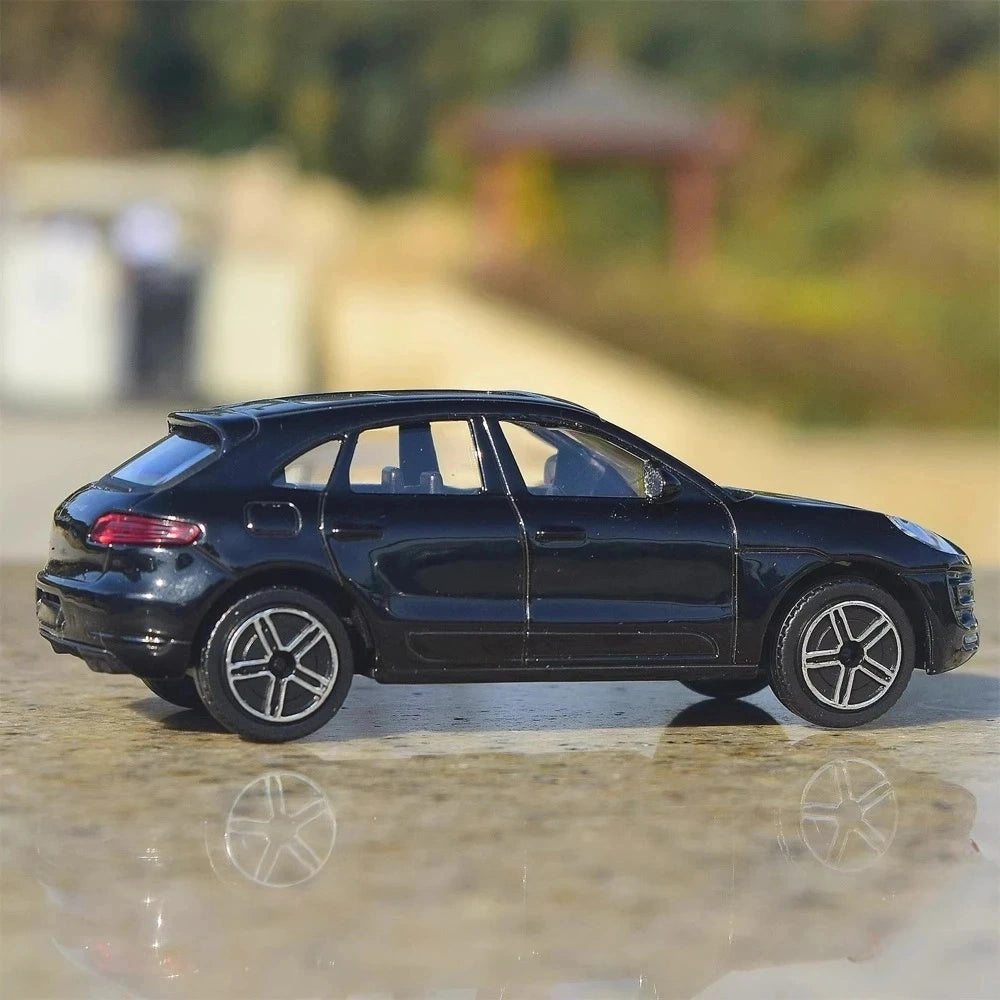 [TOY] 1:43 Porsche 2014 Macan Black Model Car Die-Cast