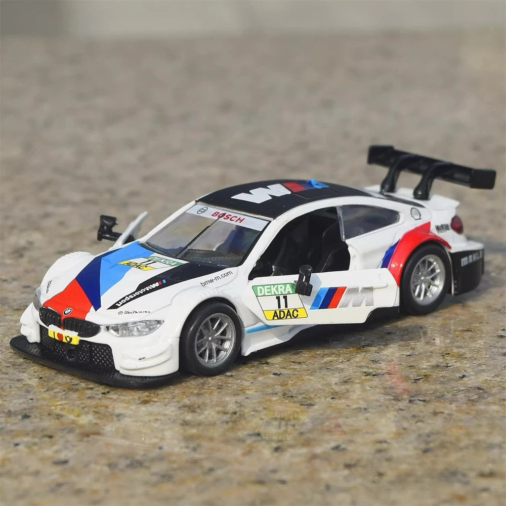 [TOY] 1:44 BMW 2014 F82 M4 DTM #11 Model Car Die-Cast