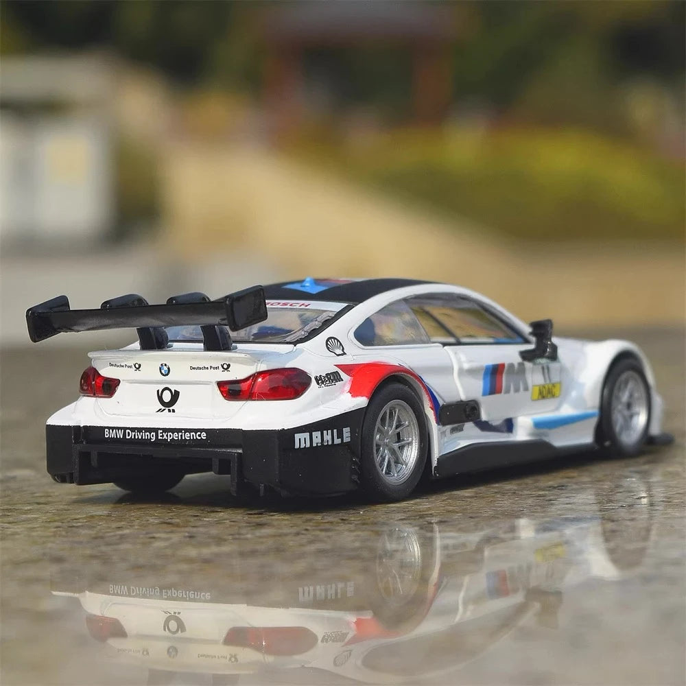 [TOY] 1:44 BMW 2014 F82 M4 DTM #11 Model Car Die-Cast