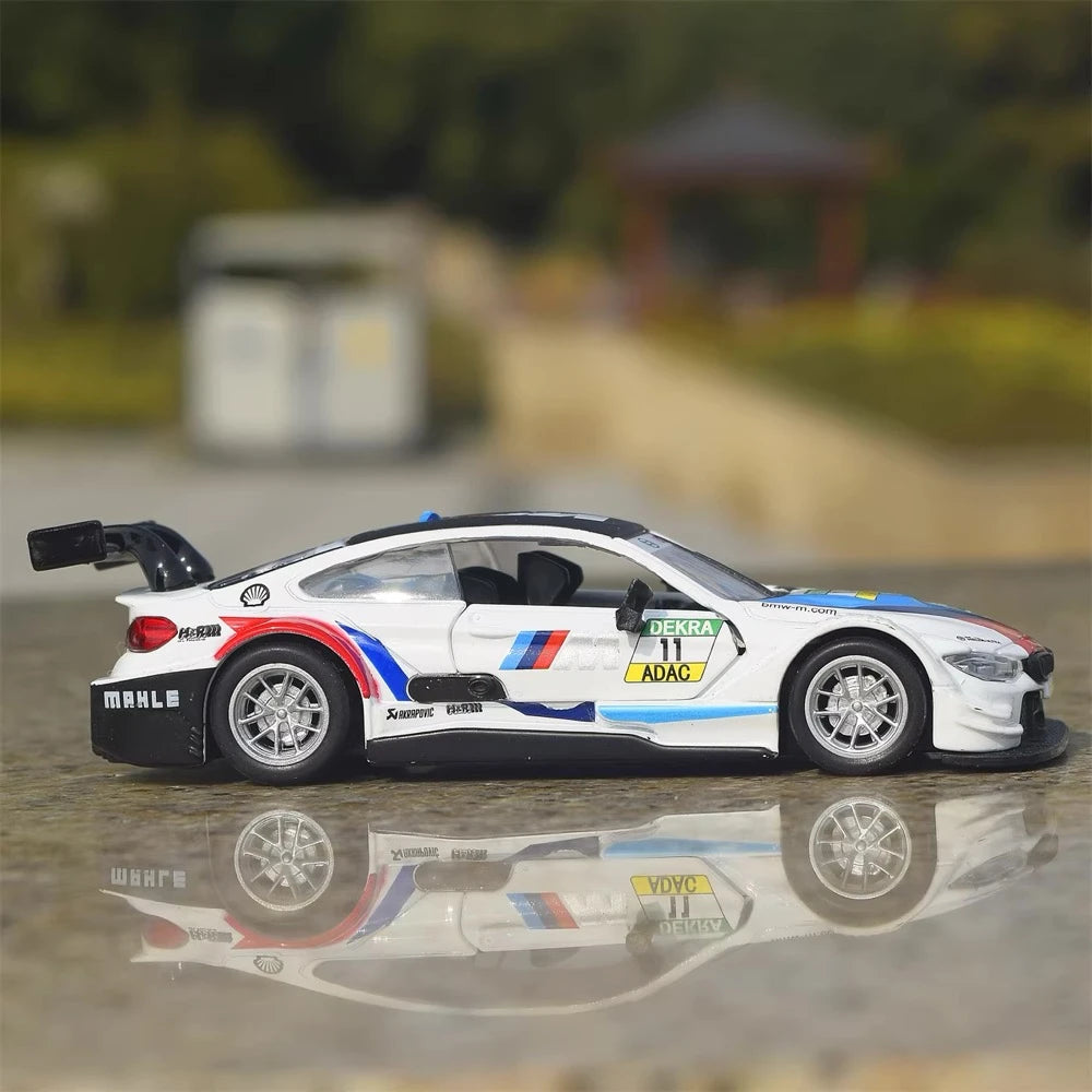 [TOY] 1:44 BMW 2014 F82 M4 DTM #11 Model Car Die-Cast
