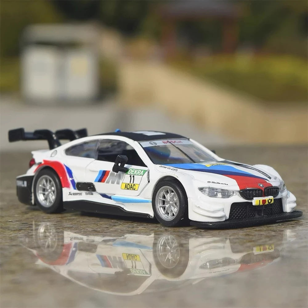 [TOY] 1:44 BMW 2014 F82 M4 DTM #11 Model Car Die-Cast