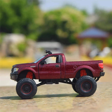 Ford 2009 F-150 Bigfoot Red 1:46 – model wyświetlacza odlewanego