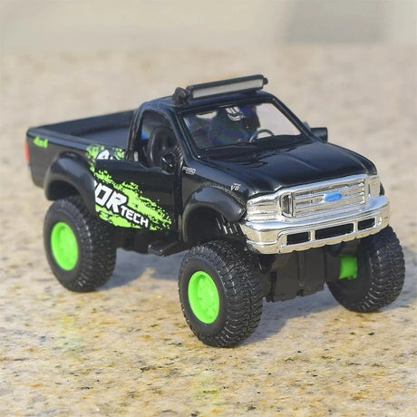 Ford 2011 F-350 Black 1:46 – model z odlewem odlewanym