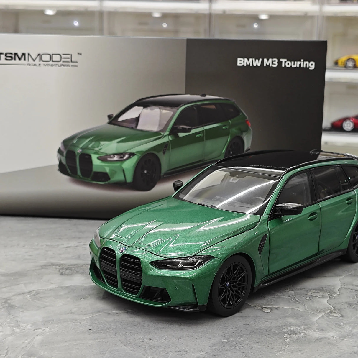 TSM BMW 2023 M3 Touring M G81 Isle of Man Green Metallic 1:18 – keräilyhartsimalli