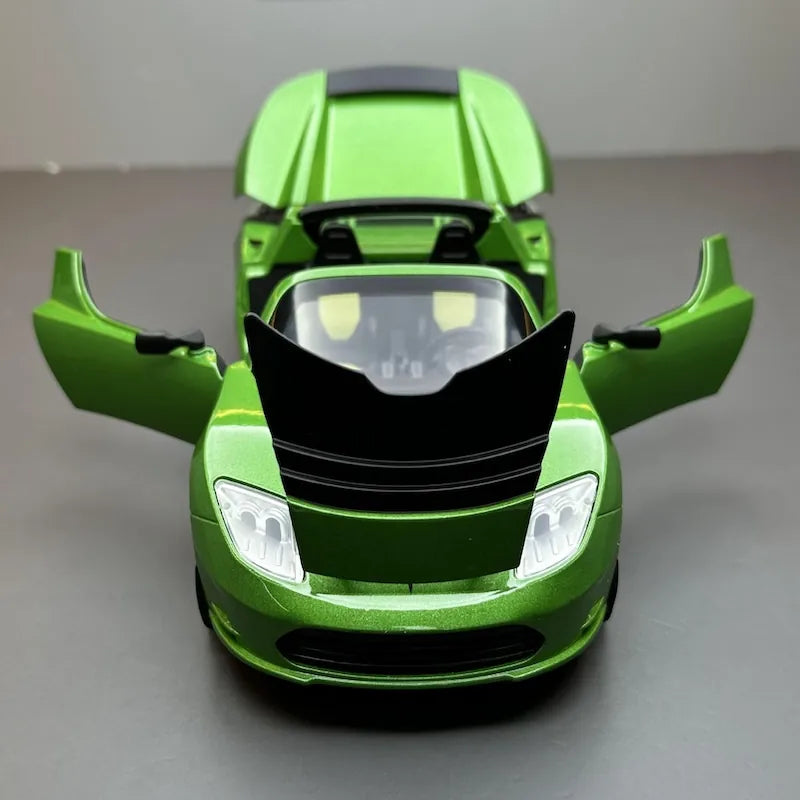 1:24 Tesla 2008 Roadster Die Cast Model Car