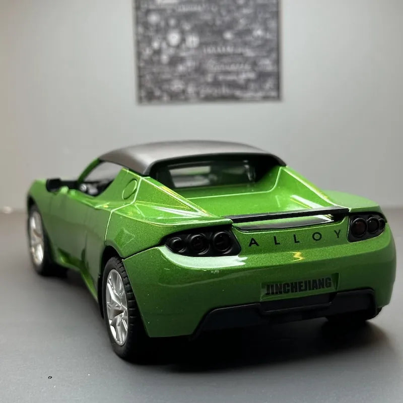 1:24 Tesla 2008 Roadster Die Cast Model Car