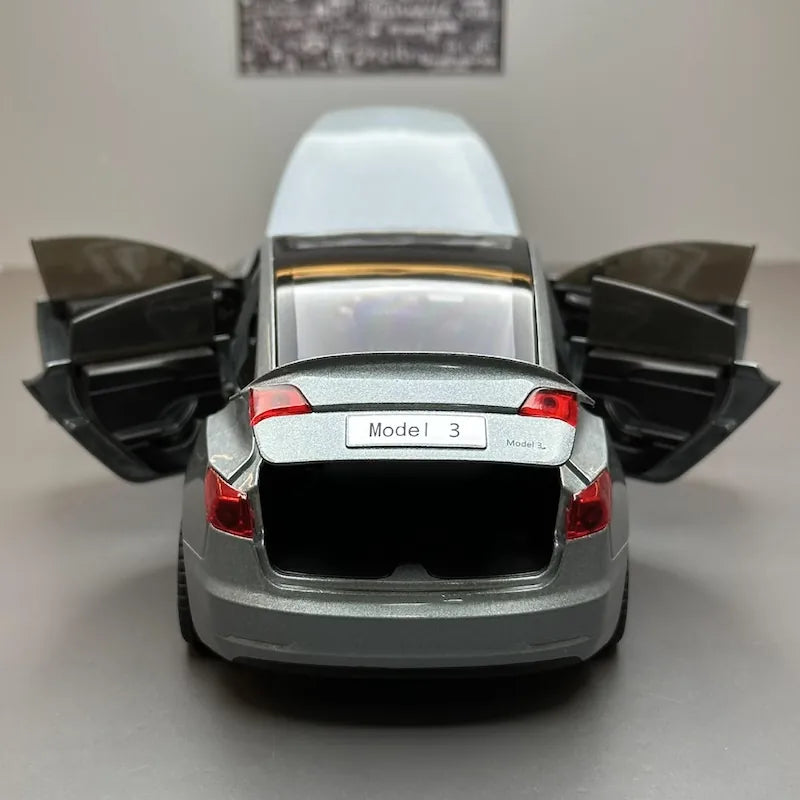 1:24 Tesla 2016 Model 3 Die Cast Model Car