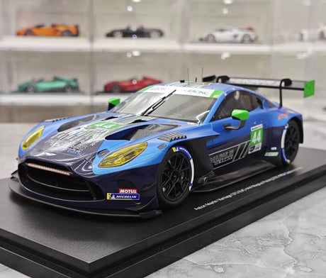 [Top Speed] 1:18 Aston Martin 2025 Vantage GT3 EVO 44 Magnus Racing IMSA Daytona 24 Hrs Model Car Resin