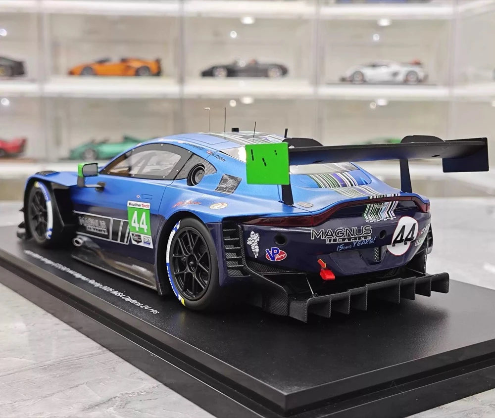 [Top Speed] 1:18 Aston Martin 2025 Vantage GT3 EVO 44 Magnus Racing IMSA Daytona 24 Hrs Model Car Resin