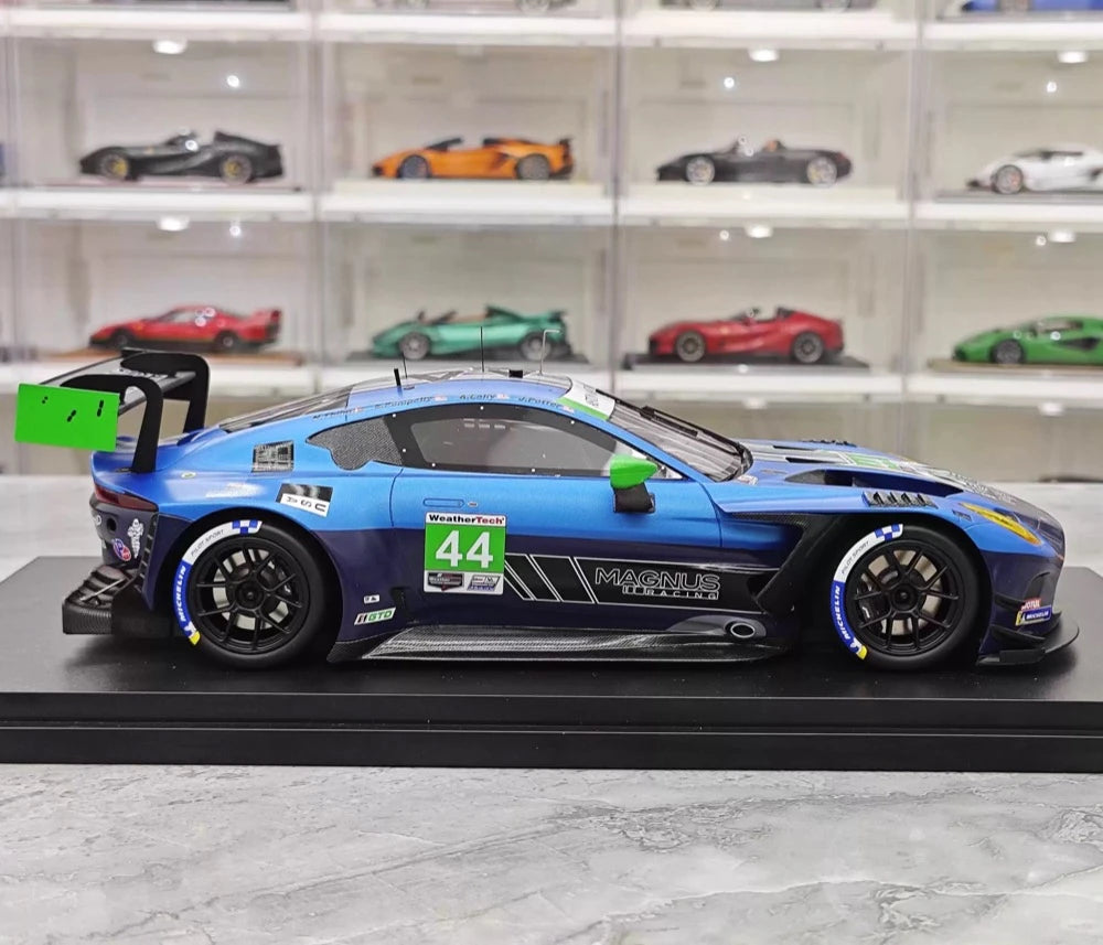 [Top Speed] 1:18 Aston Martin 2025 Vantage GT3 EVO 44 Magnus Racing IMSA Daytona 24 Hrs Model Car Resin