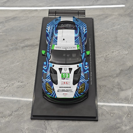 Aston Martin 2025 Vantage GT3 Evo Van der Steur Racing IMSA #19 1:18 Harz-Sammlermodell von Top Speed – Ansicht 2