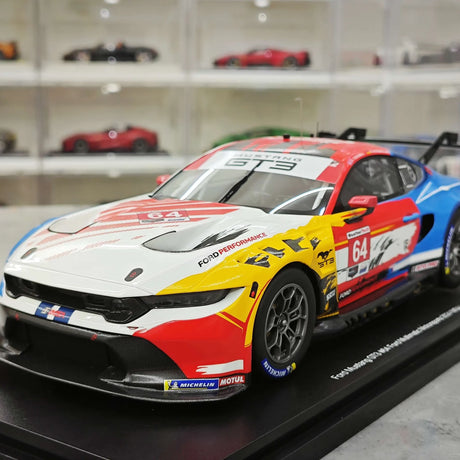Ford 2024 Mustang GT3 Ford Multimatic Motorsports #64 1:18 Sammelmodell aus Harz von Top Speed – Ansicht 3