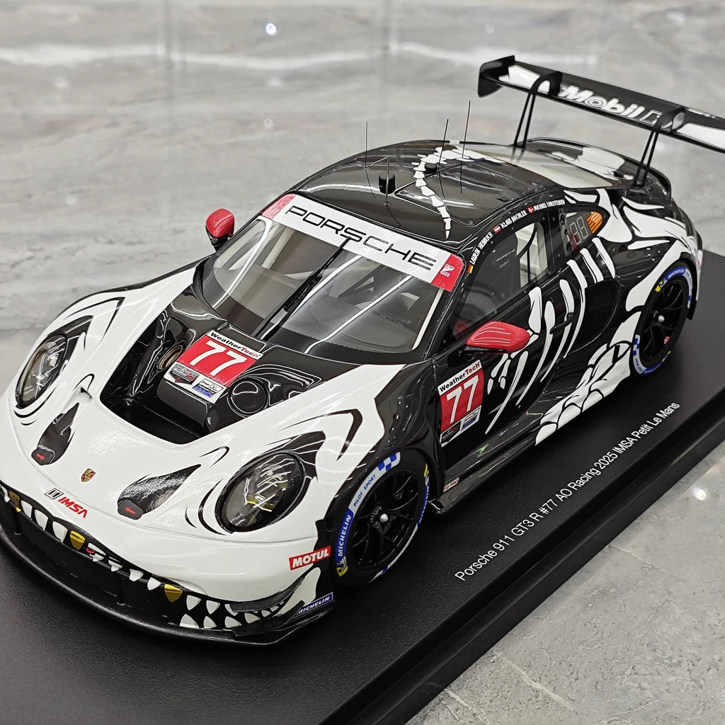 1:18 Porsche 2025 911 GT3 R #77 AO Racing Daytona 24h model car by Top Speed - view 4