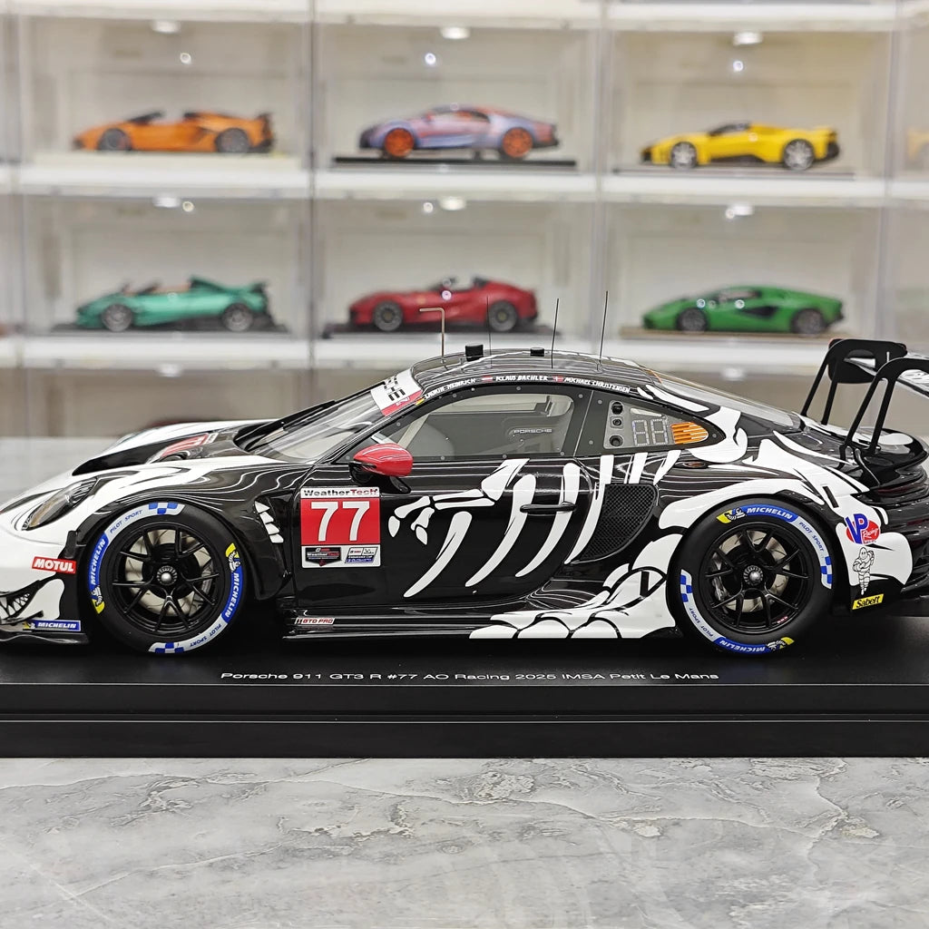 1:18 Porsche 2025 911 GT3 R #77 AO Racing Daytona 24h model car by Top Speed - view 5