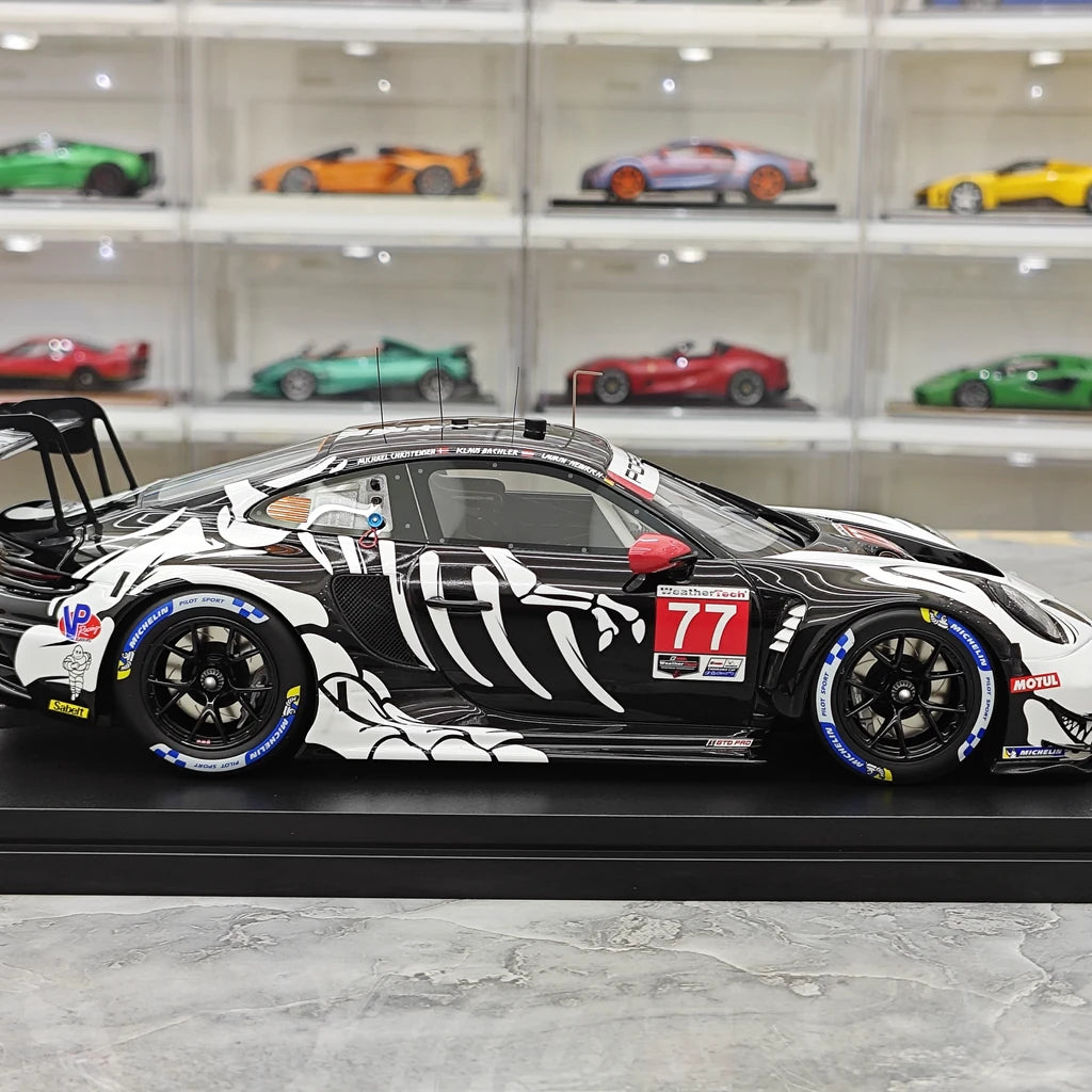 1:18 Porsche 2025 911 GT3 R #77 AO Racing Daytona 24h model car by Top Speed - view 9