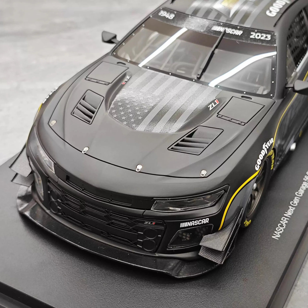 [Top Speed] 1:18 Chevrolet 2023 Camaro ZL1 NASCAR Next Gen Garage 56 Model Car Resin