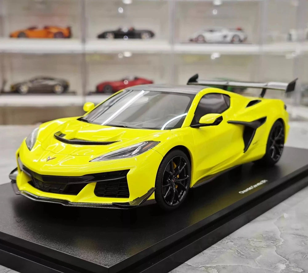 [Top Speed] 1:18 Chevrolet 2025 Corvette ZR1 gul modellbil harts