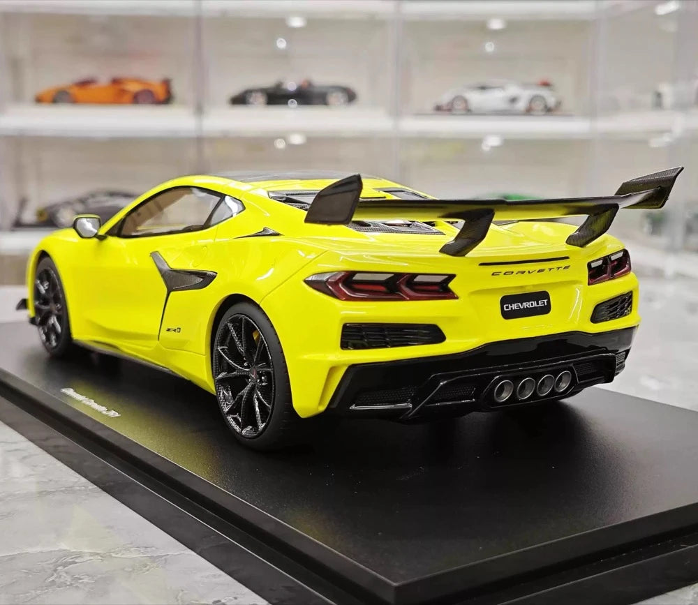 [Top Speed] 1:18 Chevrolet 2025 Corvette ZR1 gul modellbil harts