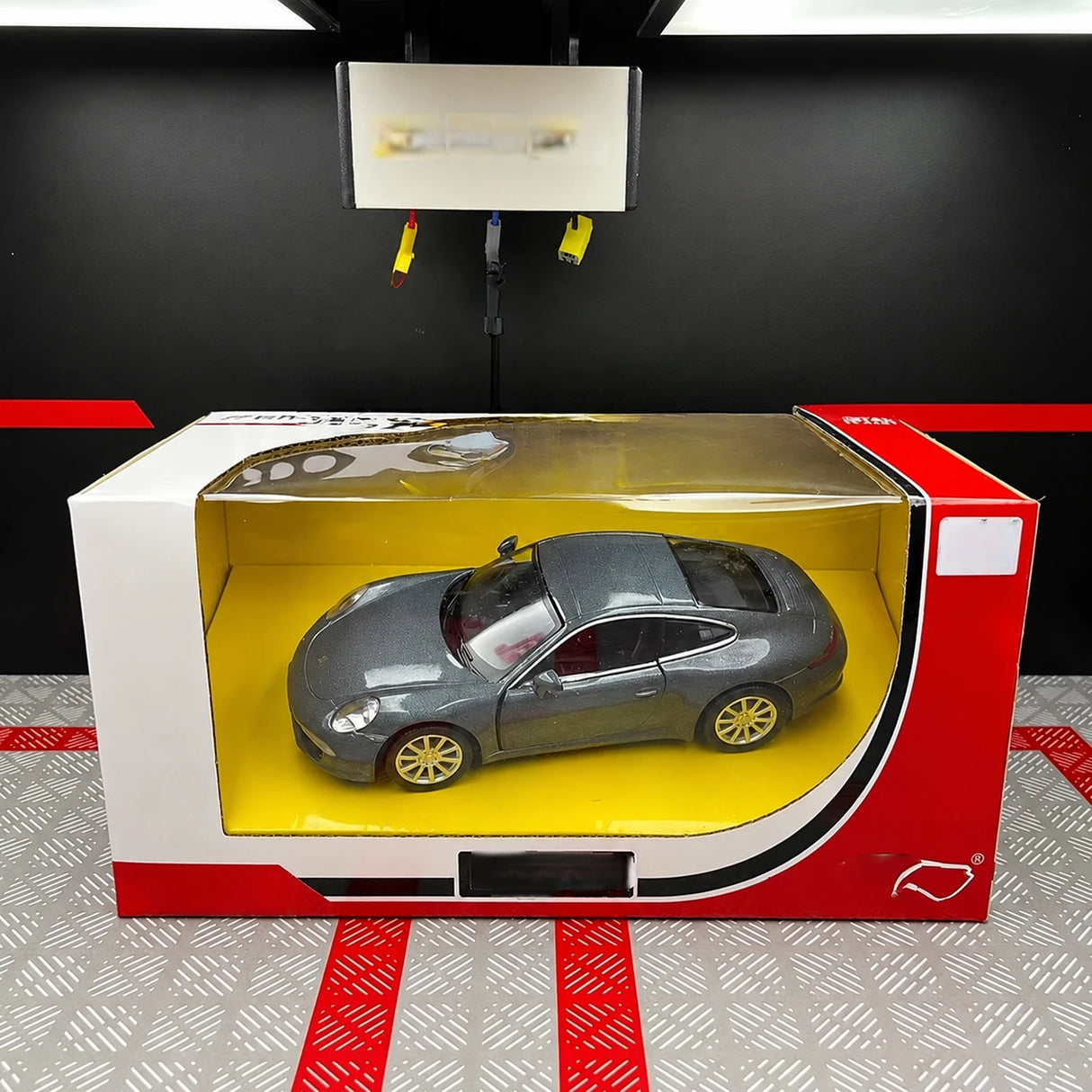 Porsche 2011 911 Carrera S Gray 1:36 – Diecast Display Model Die-Cast