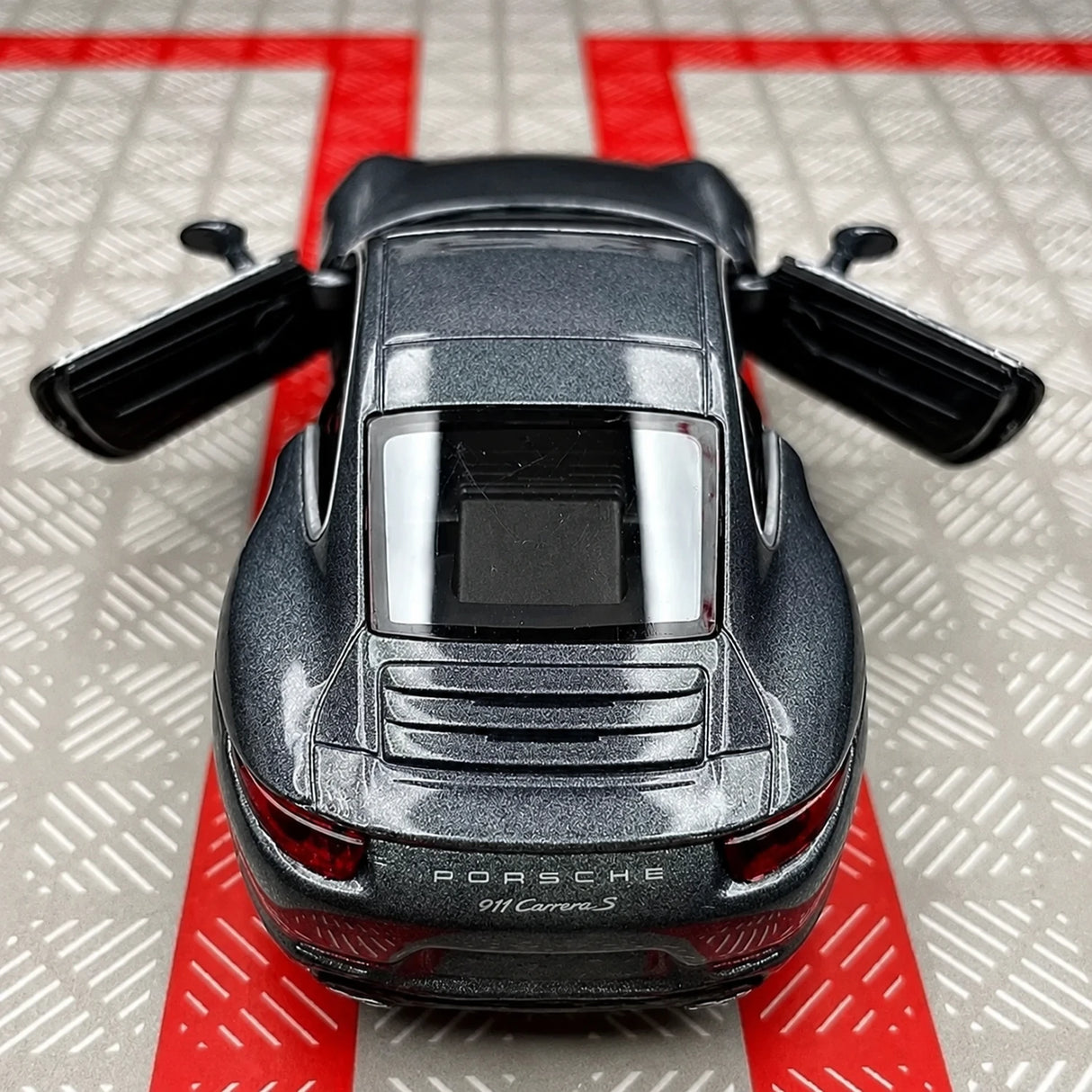 Porsche 2011 911 Carrera S Gray 1:36 – Diecast Display Model Die-Cast