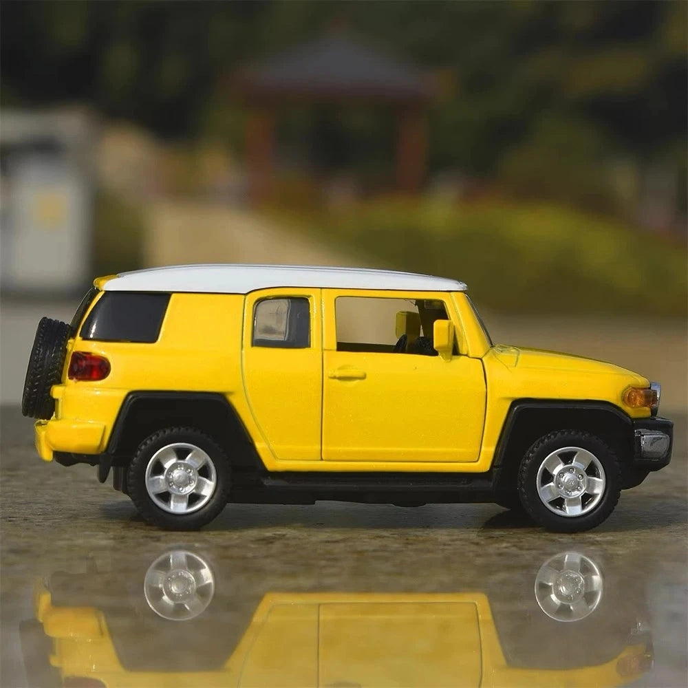 [TOY] 1:43 Toyota 2006 FJ Cruiser Yellow Model Car Die-Cast