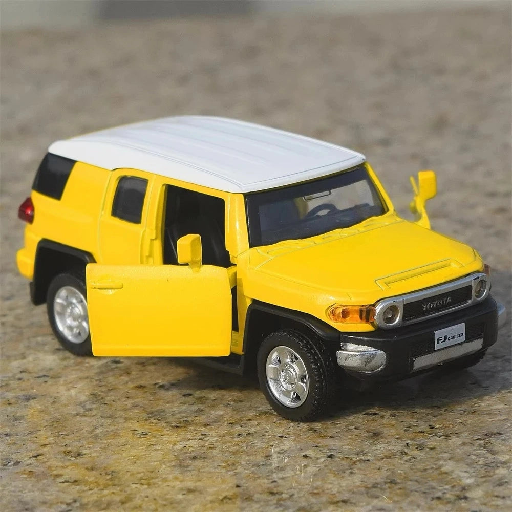 [TOY] 1:43 Toyota 2006 FJ Cruiser Yellow Model Car Die-Cast
