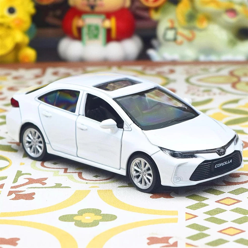 [TOY] 1:43 Toyota 2019 Corolla White Model Car Die-Cast