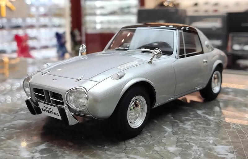 1:18 Toyota 1965 Sports 800 Die Cast Model Car