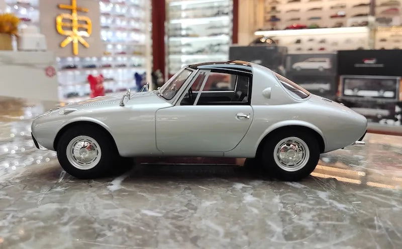 1:18 Toyota 1965 Sports 800 Die Cast Model Car