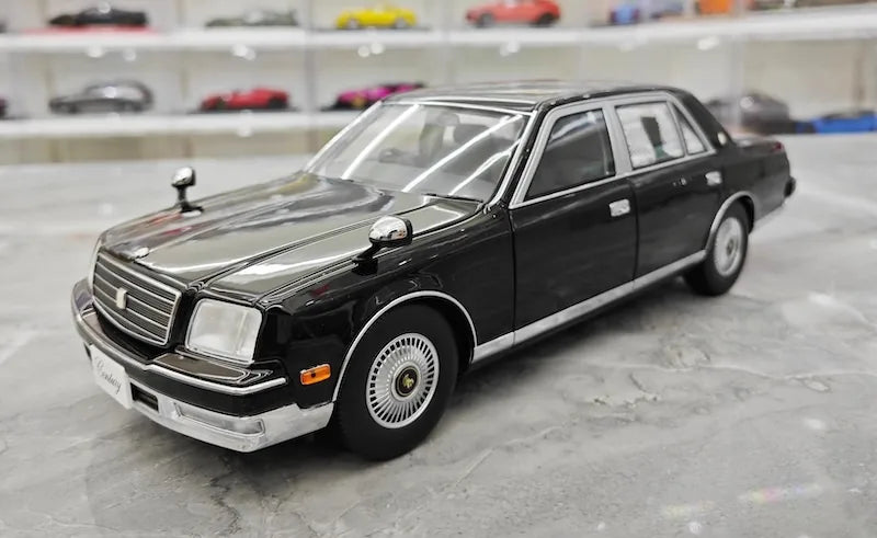 1:18 Toyota 1997 Century Die Cast Model Car