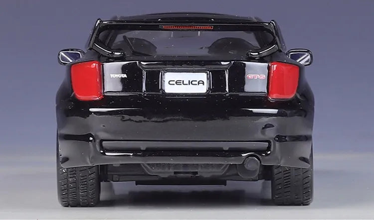 1:24 Toyota 2004 Celica GTS Die Cast Model Car