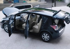 1:18 Toyota 2009 Verso Die Cast Model Car