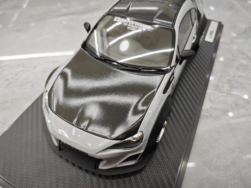 1:18 Toyota 2012 86/Subaru BRZ LBWK Gray Die Cast Model Car