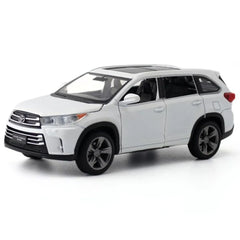 1:32 Toyota 2016 Highlander 3rd Die Cast Model Car