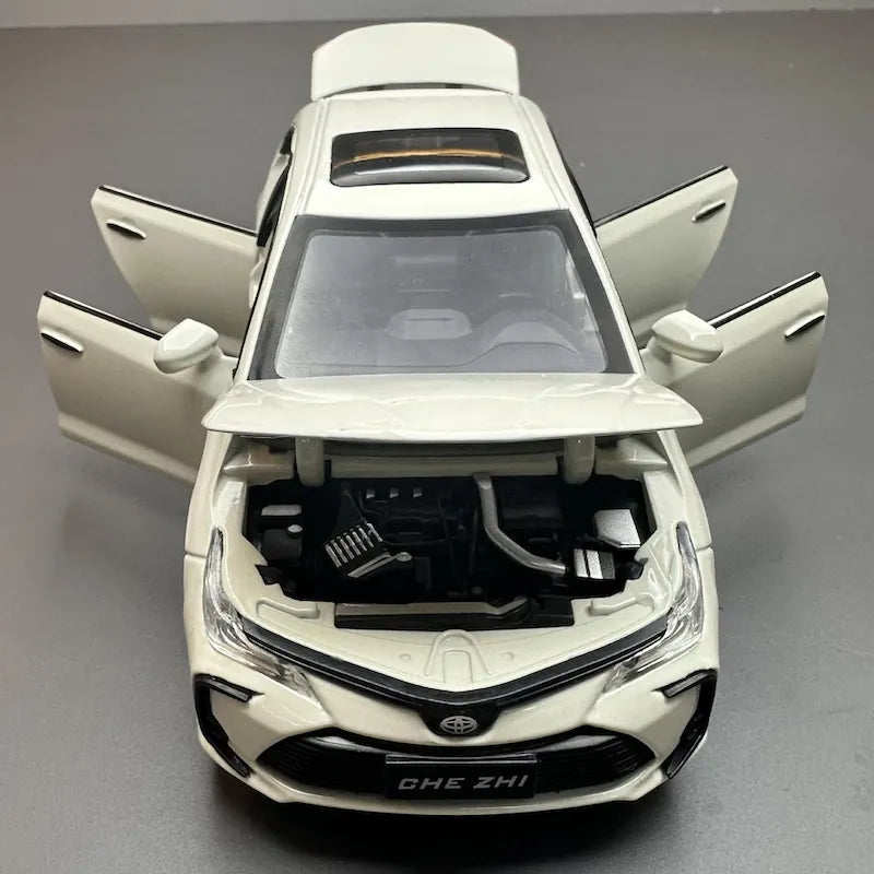 1:32 Toyota 2019 Corolla Altis Die Cast Model Car