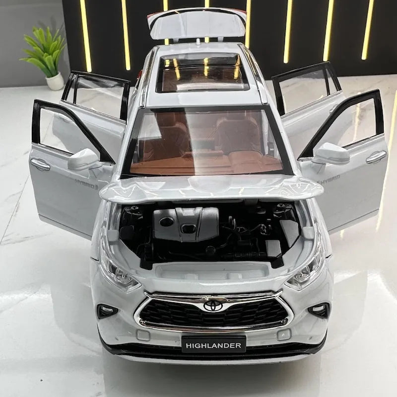 1:24 Toyota 2019 Highlander 4th Die Cast Model Car