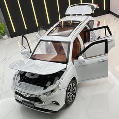 1:24 Toyota 2019 Highlander 4th Die Cast Model Car
