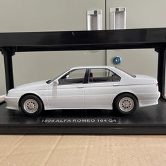 [Triple9] 1:18 Alfa Romeo 1994 164 Q4 bianco modellino di auto Die-Cast
