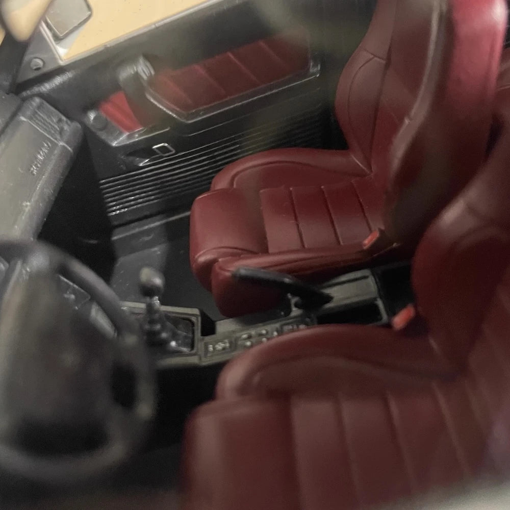 [Triple9] 1:18 Alfa Romeo 1994 164 Q4 bianco modellino di auto Die-Cast