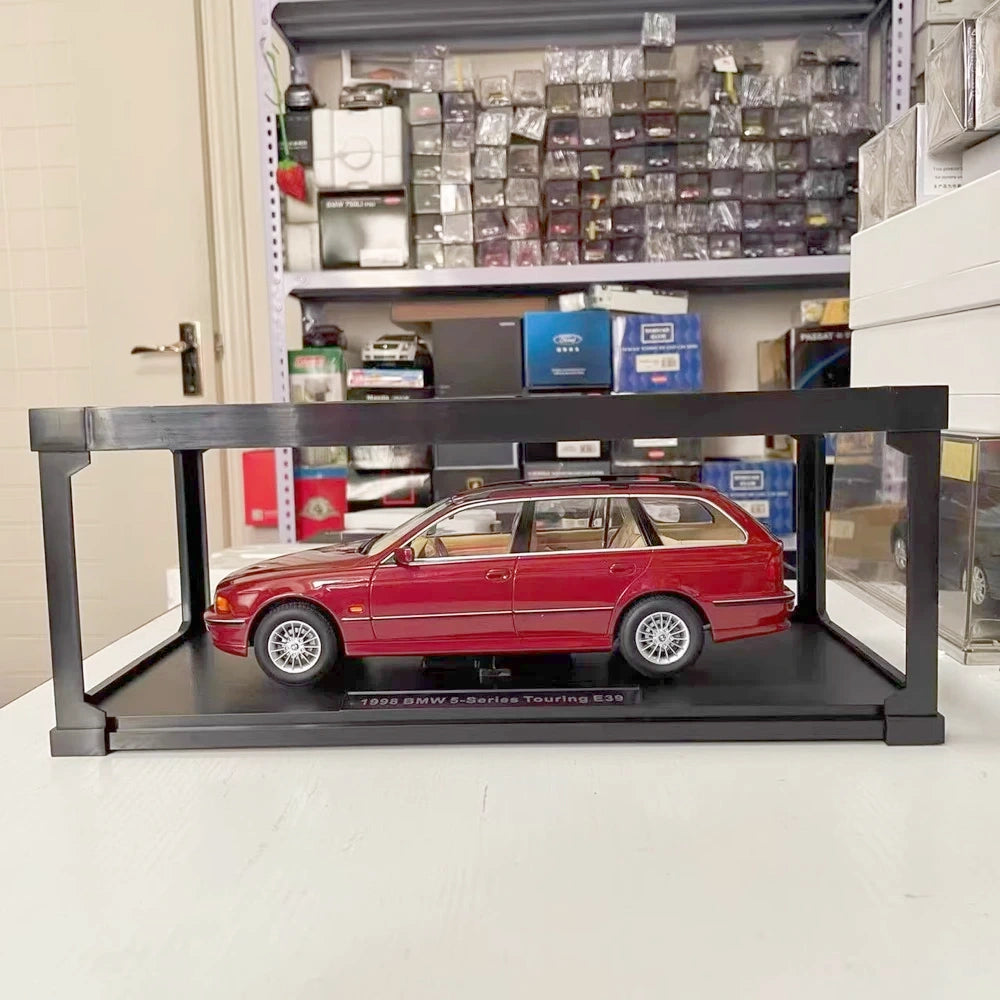 [Triple9] 1:18 BMW 1998 E39 5 Series Touring Red Model Car Die-Cast