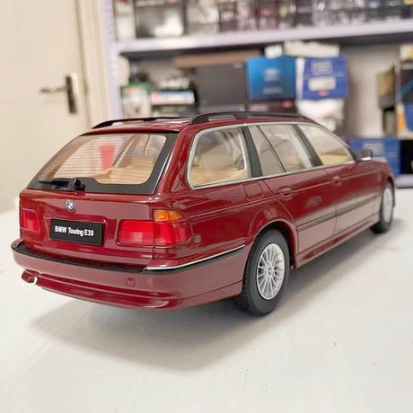 [Triple9] 1:18 BMW 1998 E39 5 Series Touring rouge voiture miniature Die-Cast