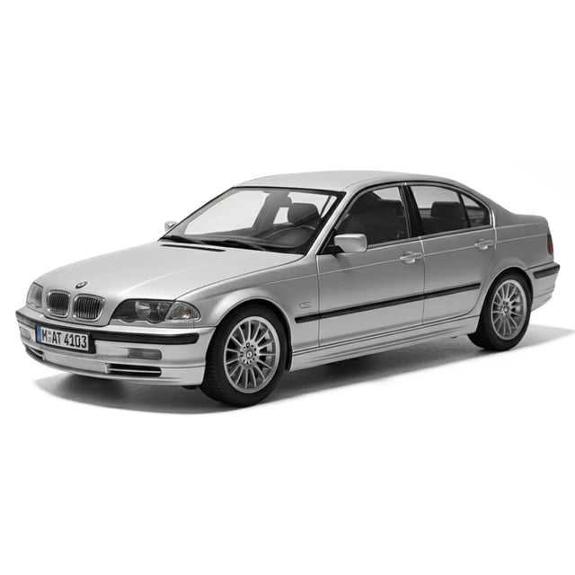 [UT] 1:18 BMW 2000 E46 330i Sedan Silver Model Car Die-Cast