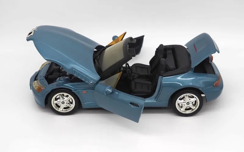 [UT] 1:18 BMW 2000 Z3 2.8 Roadster Blue Model Car Die-Cast